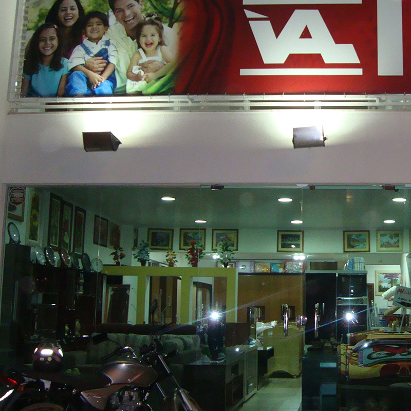 Fachada Comercial