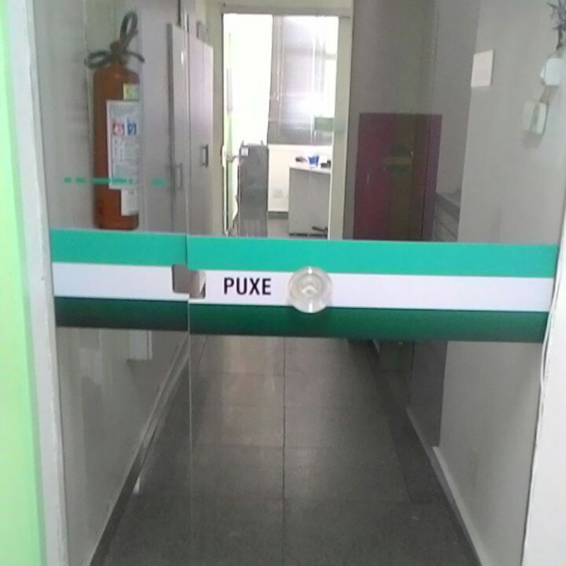 Adesivação de Parede